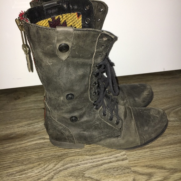 Steve Madden Chevie Combat Boots - Picture 2 of 7